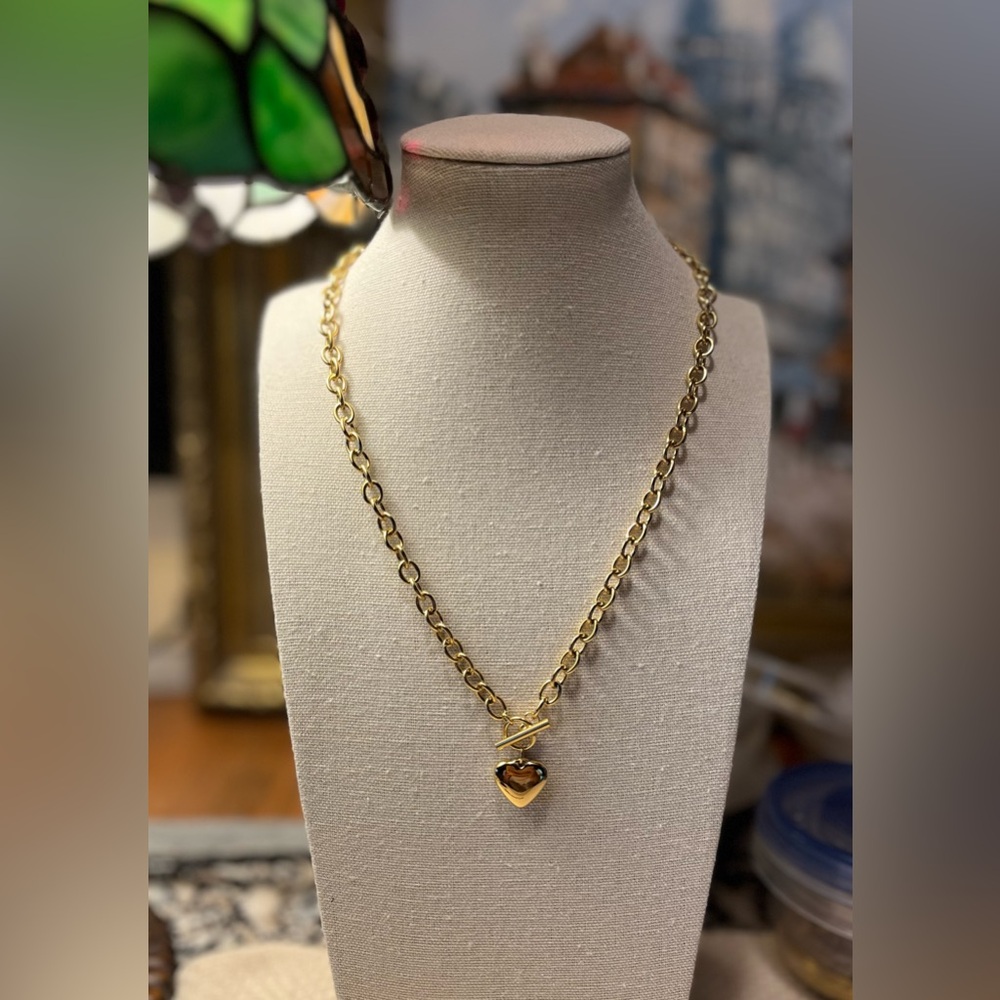 18K Gold Plated heart necklace / New item